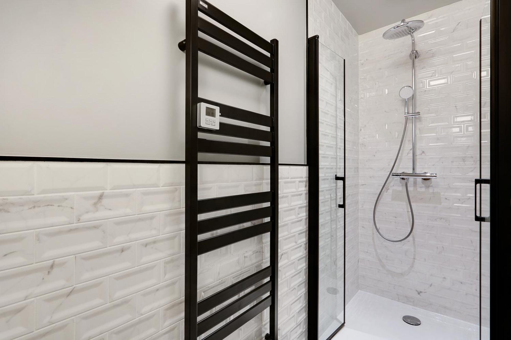 Pick A Flat'S Apartments In In Parc Des Buttes Chaumonts - Rue Edouard Pailleron ปารีส ภายนอก รูปภาพ