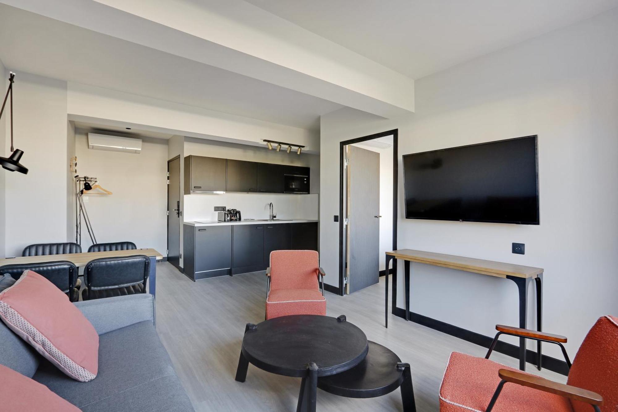 Pick A Flat'S Apartments In In Parc Des Buttes Chaumonts - Rue Edouard Pailleron ปารีส ภายนอก รูปภาพ