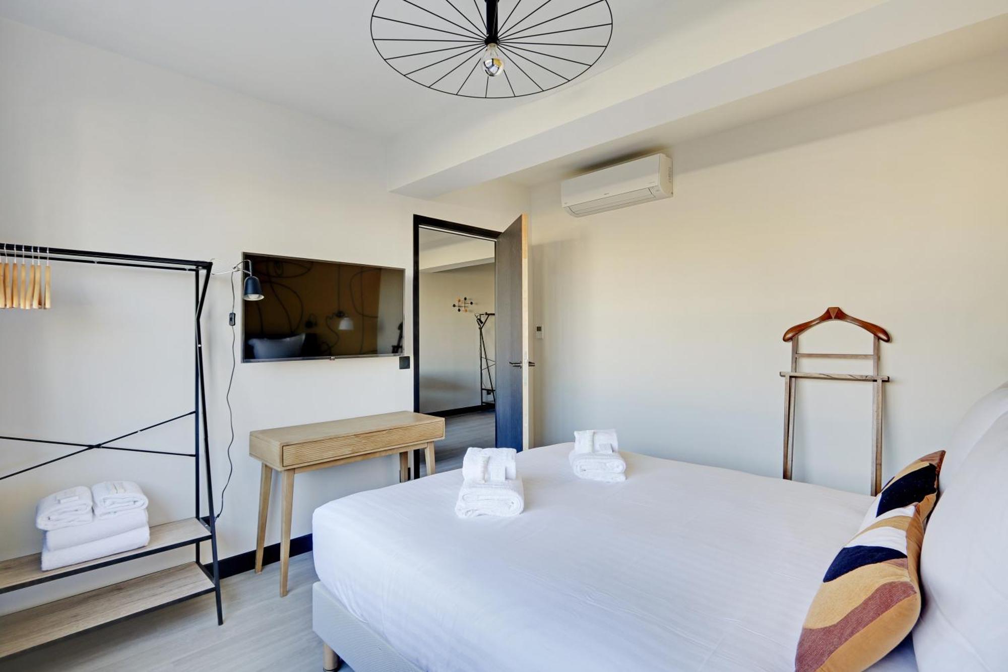 Pick A Flat'S Apartments In In Parc Des Buttes Chaumonts - Rue Edouard Pailleron ปารีส ภายนอก รูปภาพ